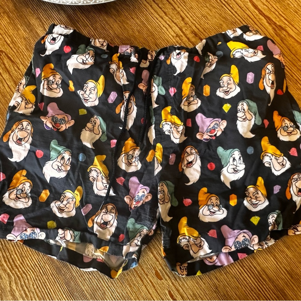 XXL Disney Snow White & the seven dwarfs Cakeworthy Short